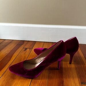 INC Pink Velvet heels pumps